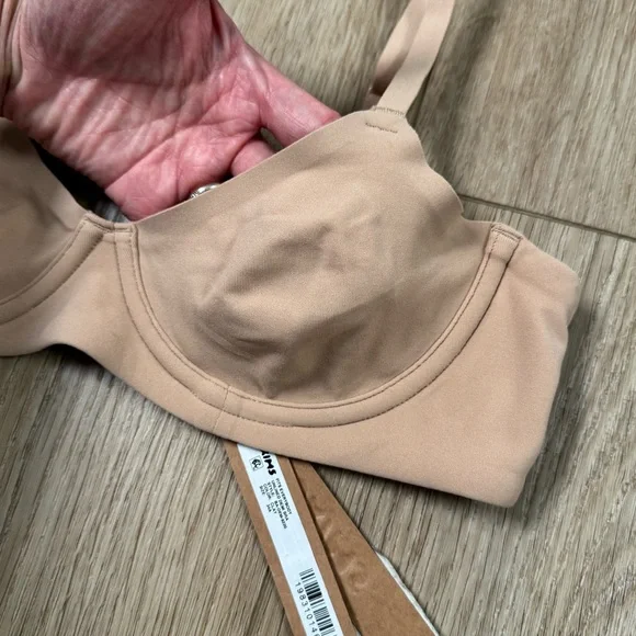 Skims Fits Everybody Unlined Demi Bra 34A in Clay - Picture 4 of 5